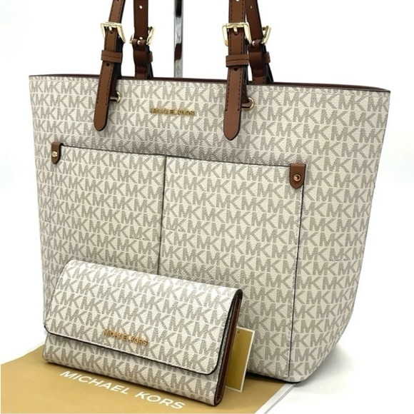 Michael Kors Medium Double Packet Tote Bag & Trifold Wallet Vanilla/Brown - Picture 3 of 14